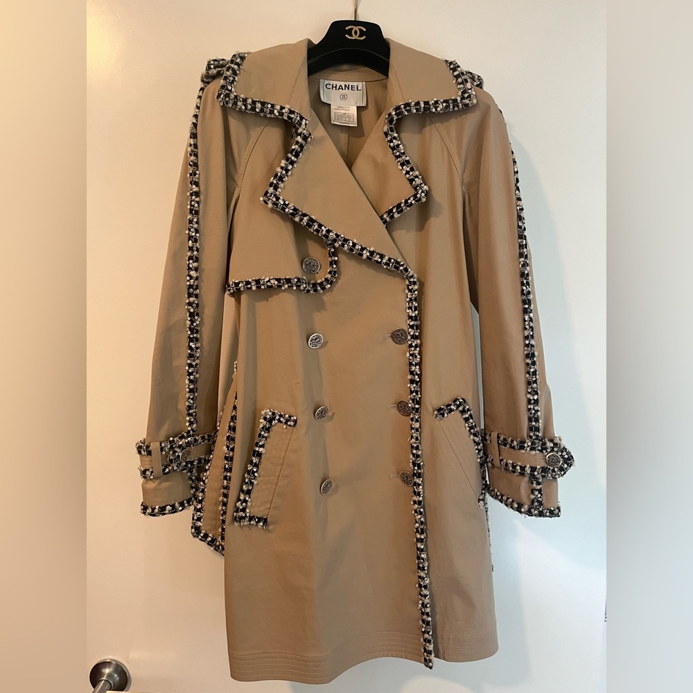 Rare iconic Chanel trench coat worn by Kate Moss in campaign Size 36